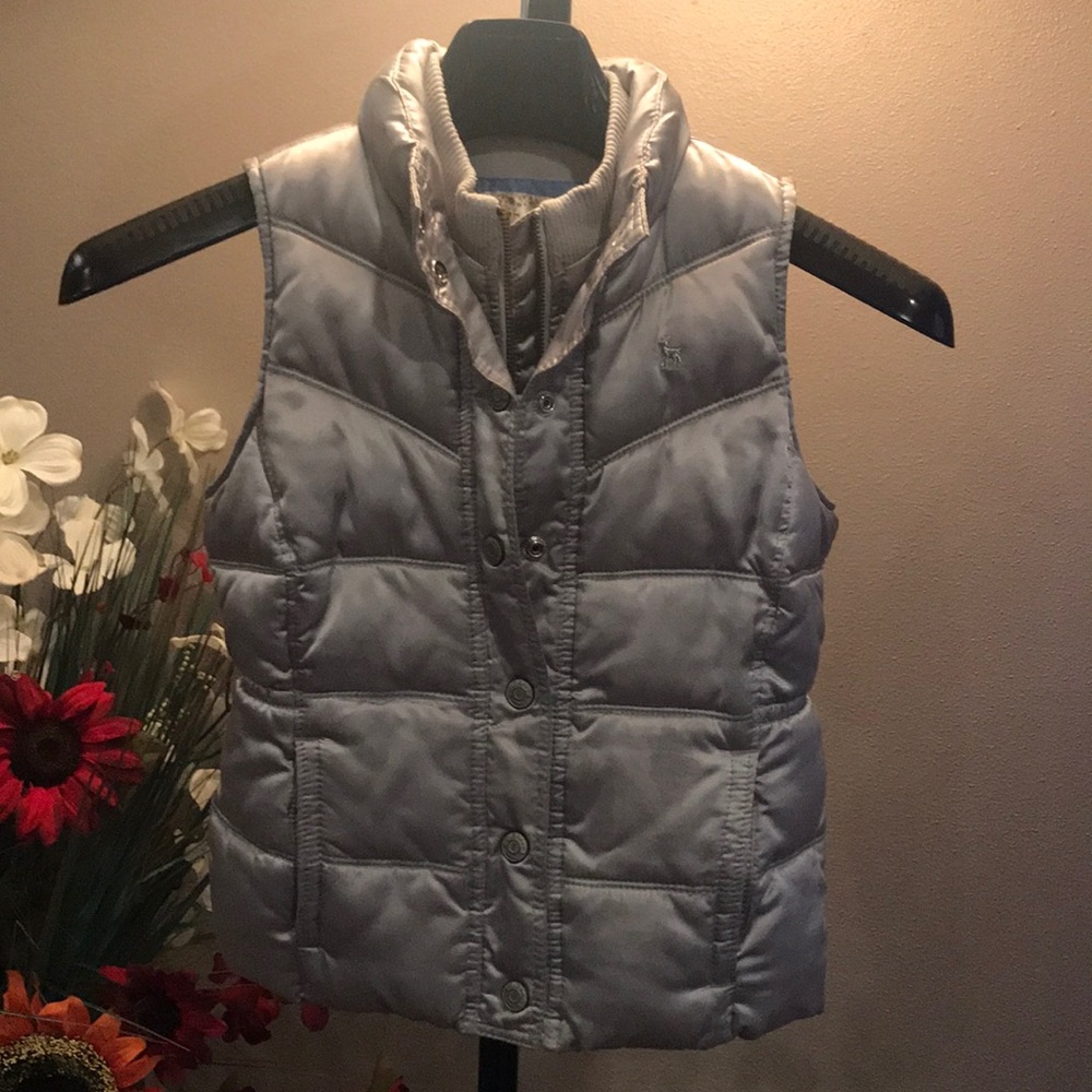 Silver outerwear child’s vest zipper w/ outer snap